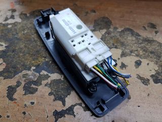 ΔΙΑΚΟΠΤΗΣ ΠΑΡΑΘΥΡΩΝ ΑΠΟ DAIHATSU SIRION -thumb-1