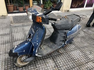 peugeot sc 80cc για ανταλλακτικα!!!-thumb-1
