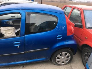 PEUGEOT 107-thumb-1