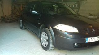 Renault megane sedan-thumb-4
