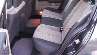 Renault megane sedan-thumb-9