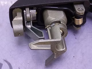 ΧΕΡΟΥΛΙ ΠΟΡΤΑΣ ΕΜΠ. ΕΞΩ ΜΑΥΡΟ ΚΟΜΠΛΕ ΑΡ VOLKSWAGEN CADDY 1 1979-1995 <int 3>-thumb-2