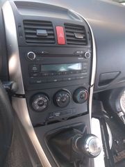 Κονσόλα-Radio Cd mp3 και Χειριστήρια για  Toyota Auris 2006-2010