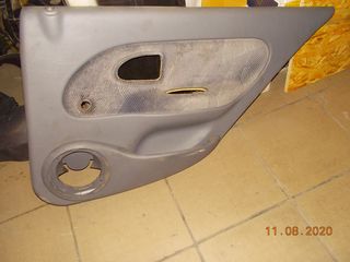 ΤΑΠΕΤΣΑΡΙΑ ΠΟΡΤΑΣ RENAULT CLIO 2002-2005 ΟΠΙΣΘΙΑ ΔΕΞΙΑ ΓΚΡΙ ''RENAULT Bαμβακας''