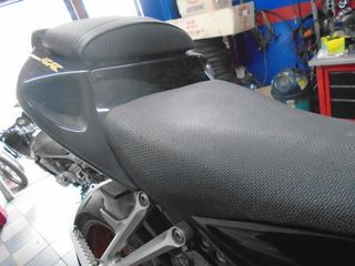 Honda CBR 1000RR 2005 CBR1000RR -thumb-7