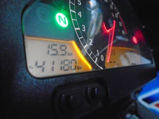 Honda CBR 1000RR 2005 CBR1000RR -thumb-8