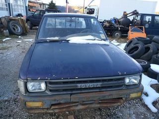 Καμπίνα 1 1/2 hilux tarro-thumb-1