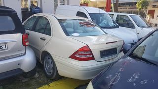 Mercedes-Benz C 200 2002-thumb-2