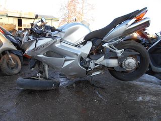 HONDA VFR 800 -thumb-6
