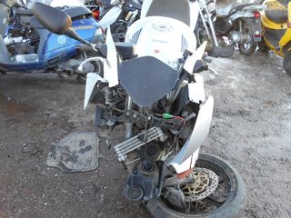 HONDA VFR 800 -thumb-8