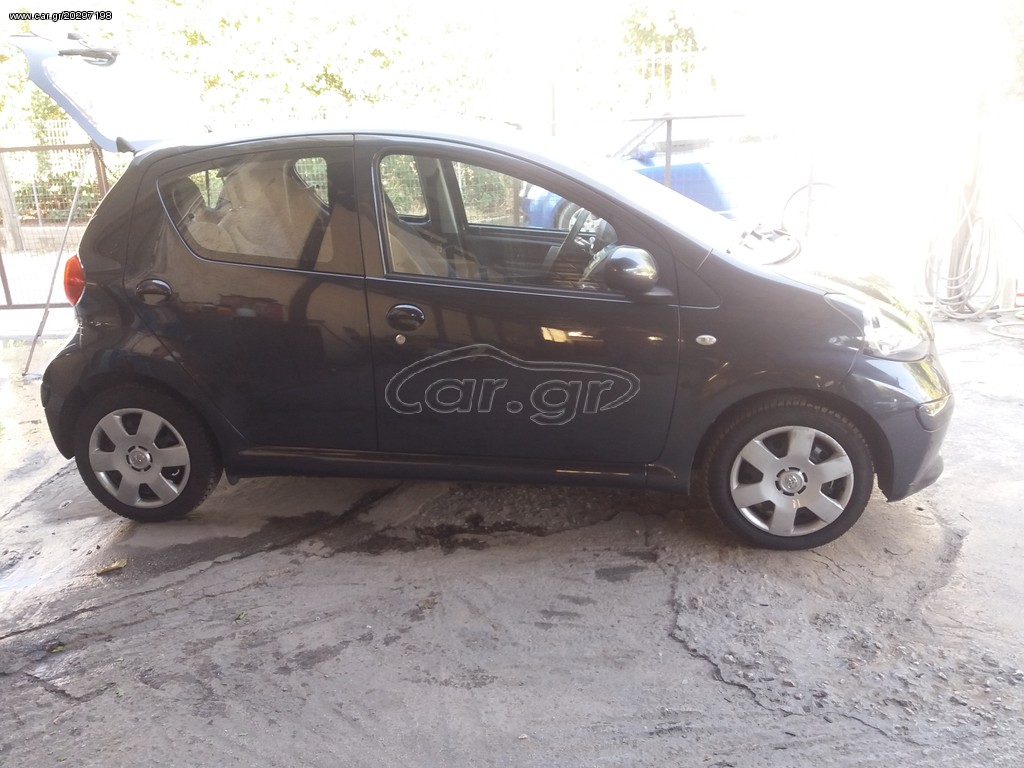 Toyota Aygo 2011