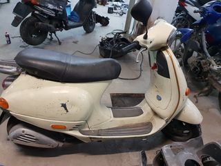 Vespa et4 125 για ανταλλακτικα