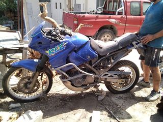 KAWASAKI KLE 400 ΓΙΑ ΑΝΤΑΛΛΑΚΤΙΚΑ-thumb-15