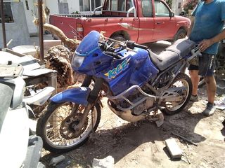 KAWASAKI KLE 400 ΓΙΑ ΑΝΤΑΛΛΑΚΤΙΚΑ-thumb-16