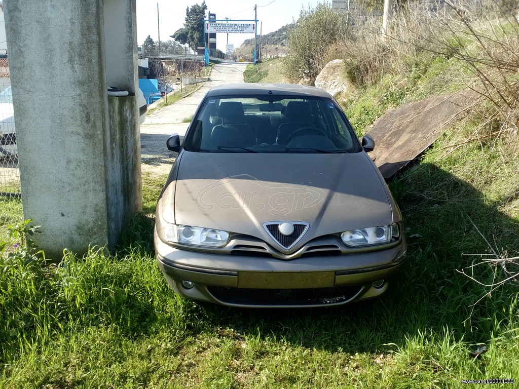 Alfa Romeo Alfa 146 2000