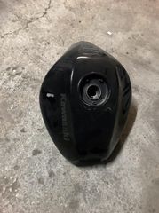 ΠΩΛΕΙΤΑΙ ΤΕΠΟΖΙΤΟ KAWASAKI ER6 -thumb-1