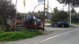 Εκσκαφέας Με Ερπύστριες Case 2023 CX26C-thumb-2