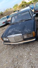 Mercedes-Benz 300 1981 123 DIESEL-thumb-1