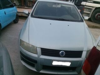 ΚΑΠΟ ΕΜΠΡΟΣ FIAT STILO 01-06