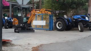 Εκσκαφέας Με Ερπύστριες Case 2023-thumb-21
