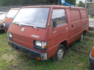  mitsubisi L300