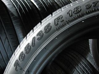 2TMX 265-35-18 PIRELLI PZERO ROSSO -thumb-4