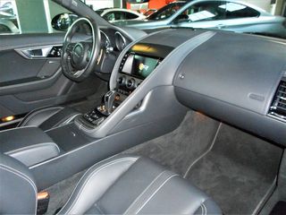 Jaguar F-Type 2015 V8 R 551PS CERAMIC BRAKES CARBON PACK-thumb-17