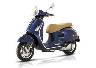 Vespa 2026 GTS 125 hpe E5+ ABS-thumb-1