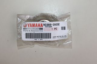Yamaha '95 90389-28032