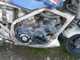 HONDA VF1000F INTERCEPTOR-thumb-2