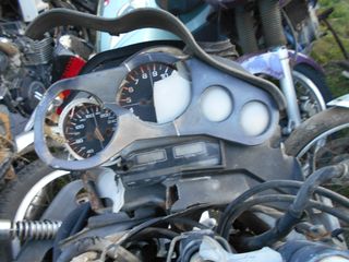 HONDA VF1000F INTERCEPTOR-thumb-11