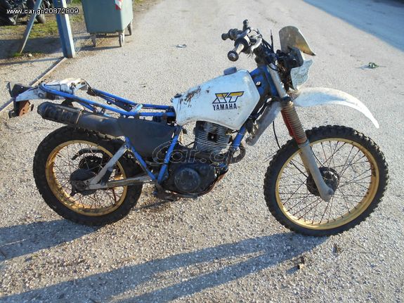 YAMAHA XT125