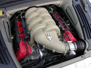 Maserati 4200 V8 μοτέρ 
