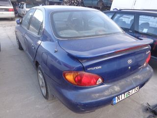 Hyundai Lantra 1999