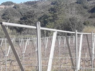υλικά υποστήλωσης αμπελώνα - πασσάλοι - σωλήνες γαλβανιζέ - εξαρτήματα -thumb-26