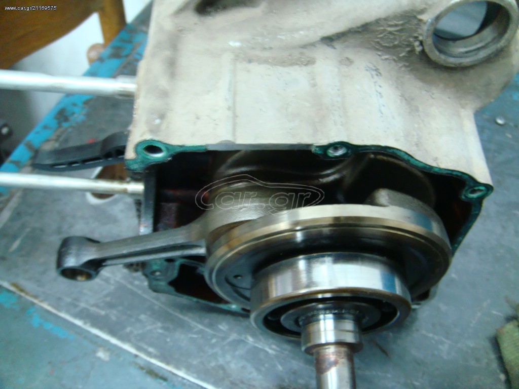 sym GTS 250i στροφαλος κομπλε