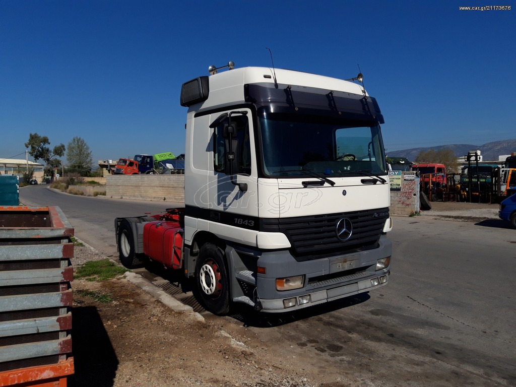 Mercedes-Benz 1999 Actros 