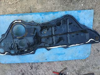 Βάση μπροστά στον κινητήρα 