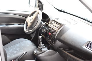 Κλούβα Opel 2013