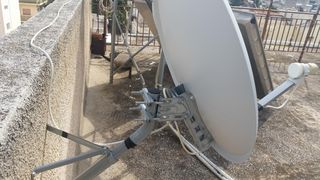 Δορυφορικη κεραια-thumb-2