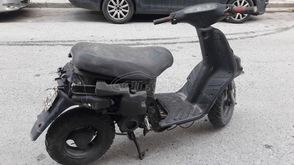 Πωλουνται ανταλακτικα απο PIAGGIO 80 CC