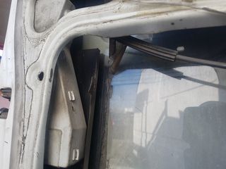 ΓΡΥΛΟΣ ΠΑΡΑΘΥΡΟΥ ΔΕΞΙΟΣ ΚΑΙ ΑΡΙΣΤΕΡΟΣ ΑΠΟ FORD TRANSIT ΣΕ ΑΡΙΣΤΗ ΚΑΤΑΣΤΑΣΗ