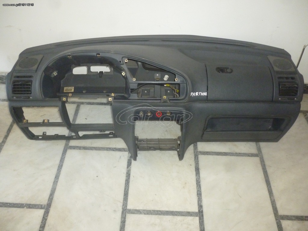 PEUGEOT PARTNER 02