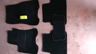 Πατάκια καινούργια Nissan x-trail