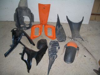 ΔΙΑΦΟΡΑ ΠΛΑΣΤΙΚΑ ΓΙΑ GILERA RUNNER 180