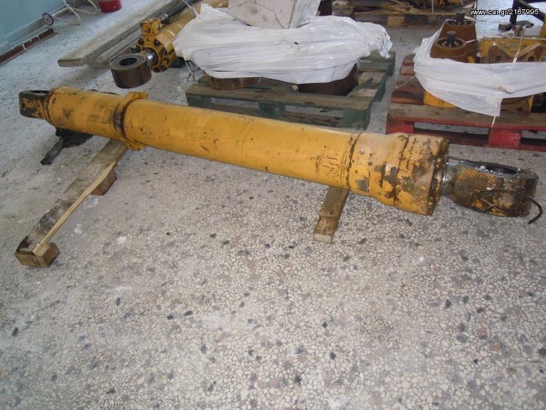 ΜΠΟΥΚΑΛΕΣ ΤΟΥ ΒΗΡΑ LIEBHERR 964 B