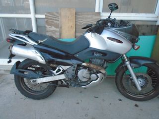 SUZUKI FREEWIND 650 -thumb-2