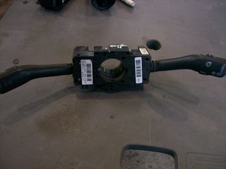 ΔΙΑΚΟΠΤΗΣ ΦΩΤΩΝ ΥΑΛΟΚΑΘΑΡΙΣΤΗΡΩΝ SKODA OCTAVIA 4 