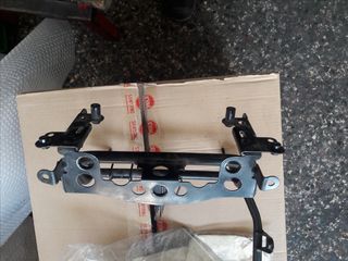 Βαση φεριγκ απο versys 650