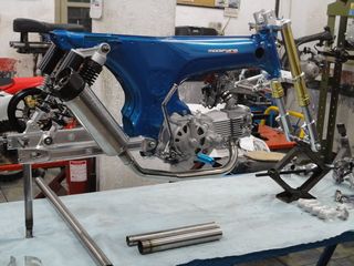 Roumpineto  honda c50 glx50 ss50 dax MODIFYING GARAGE "since1993" TAKEGAWAGR - 4miniracingparts,gr-thumb-109